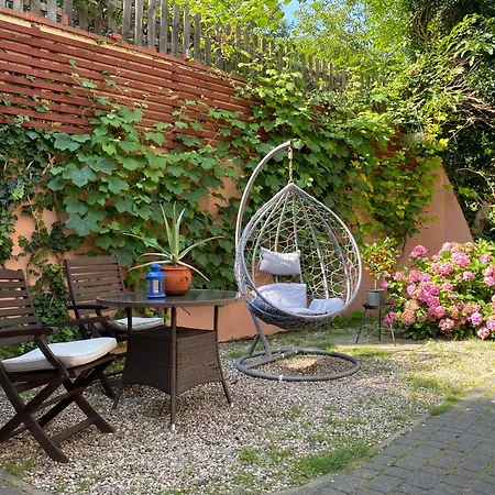 Lägenhet Urban Jungle - The Garden Side